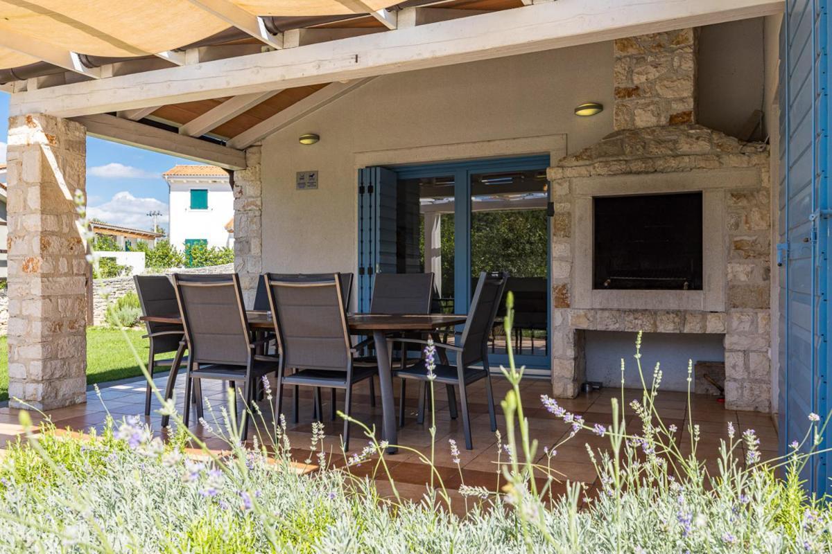 Villas Adagio Rojnići Kültér fotó